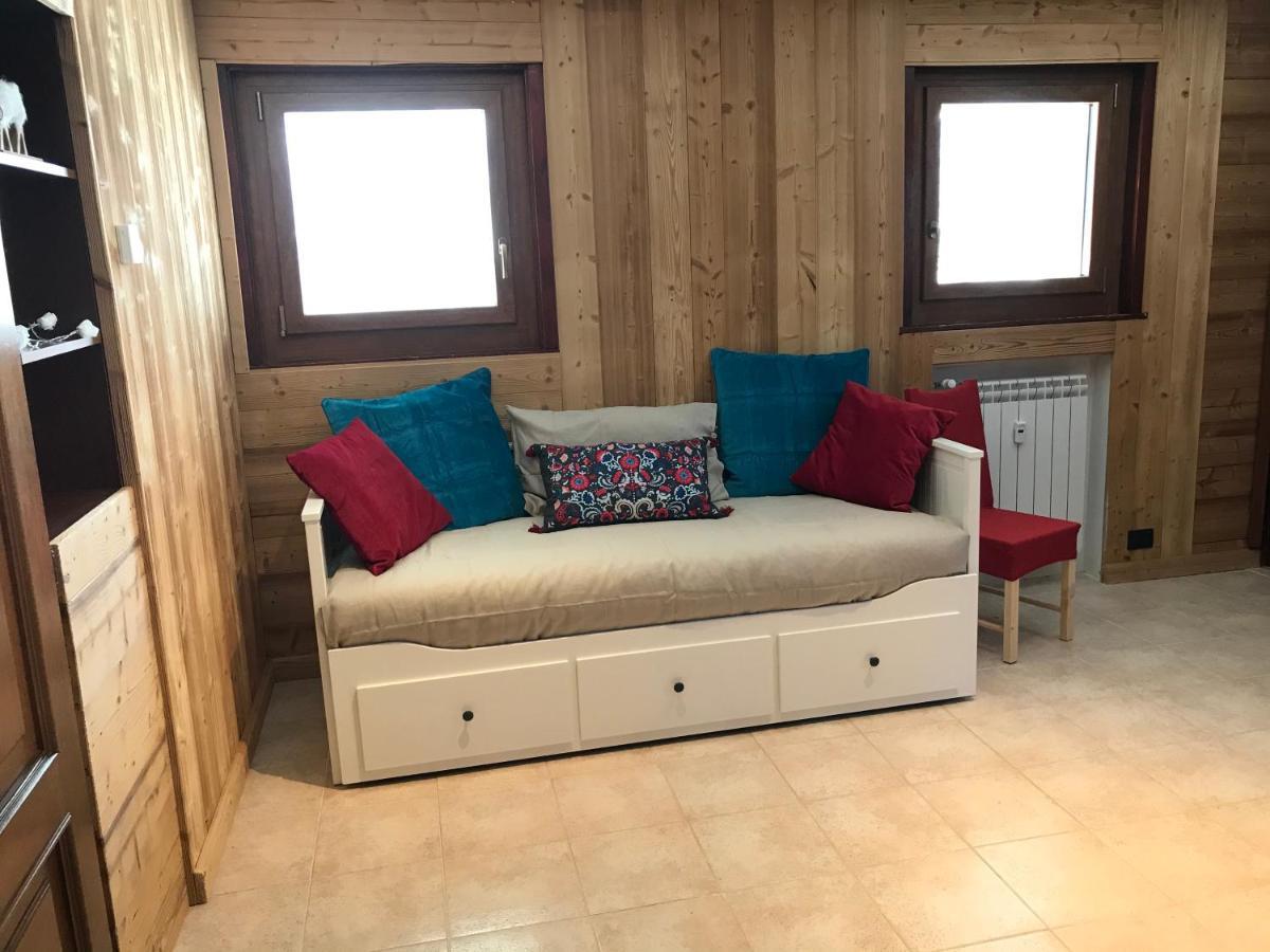 Aroma Di Legno E Profumo Di Neve Appartement Breuil-Cervinia Buitenkant foto