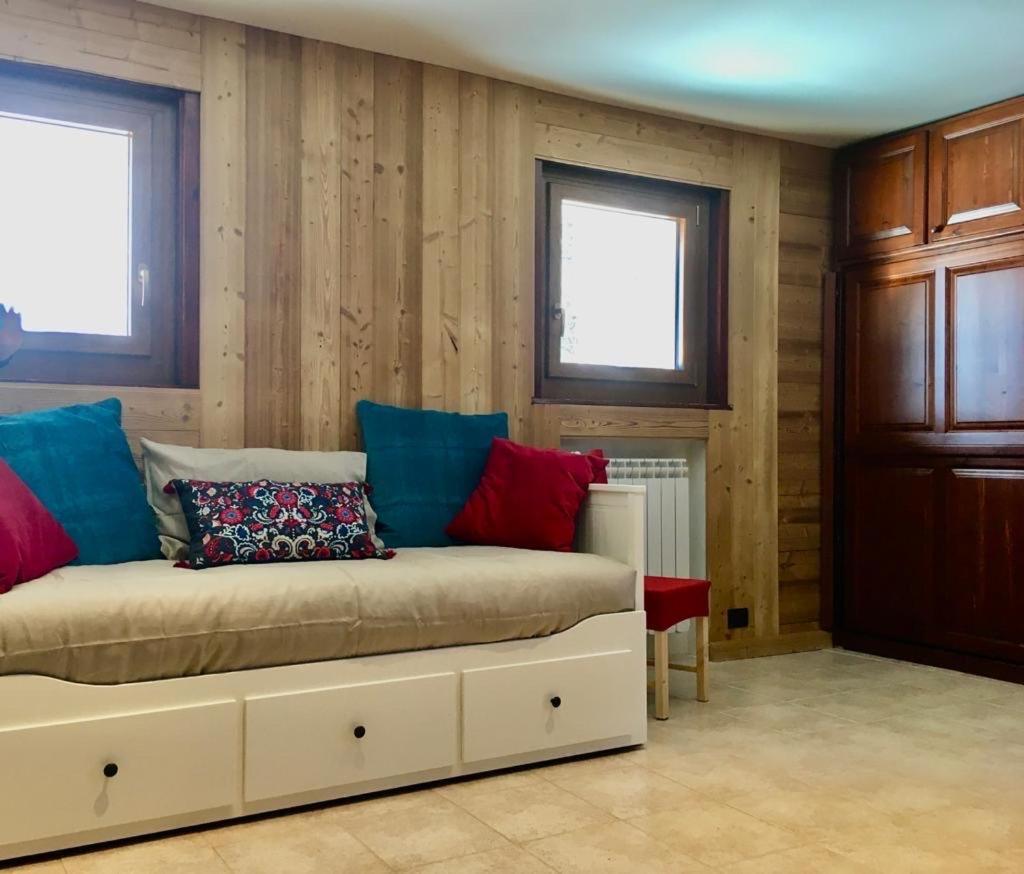 Aroma Di Legno E Profumo Di Neve Appartement Breuil-Cervinia Buitenkant foto