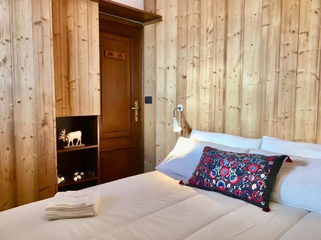 Aroma Di Legno E Profumo Di Neve Appartement Breuil-Cervinia Buitenkant foto
