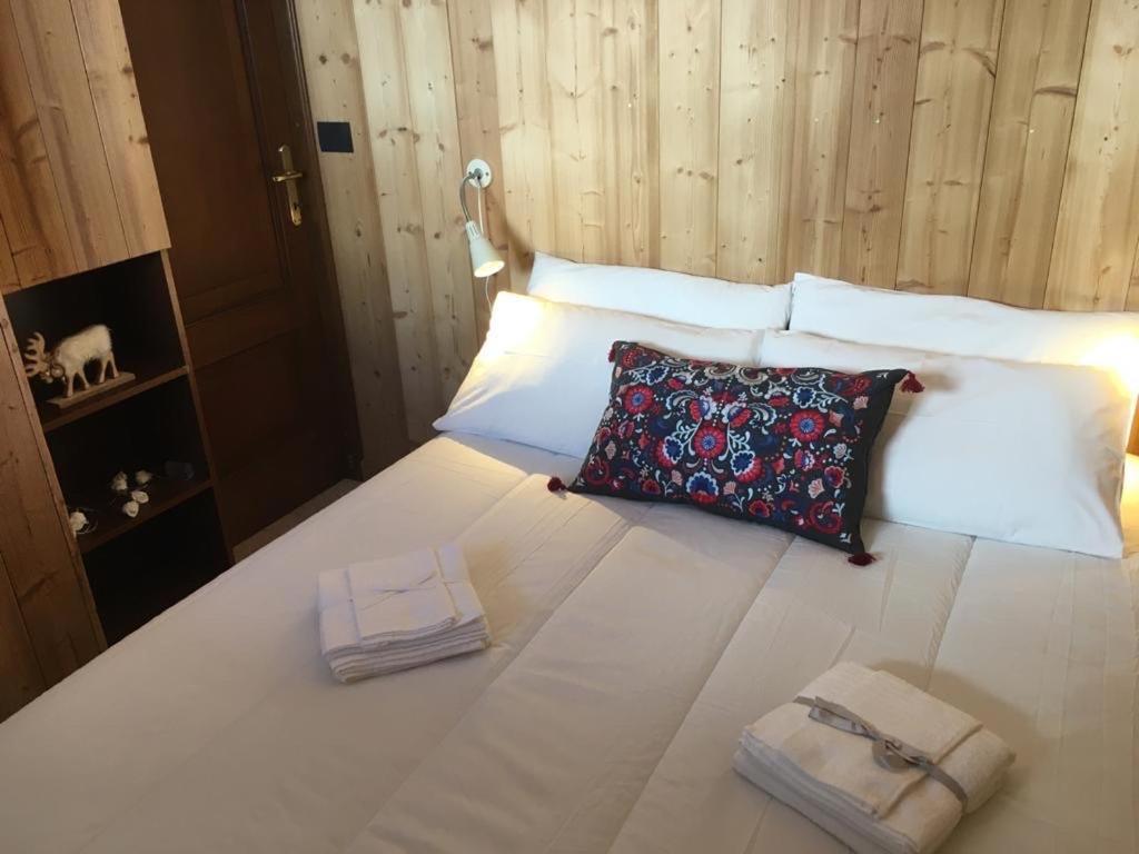 Aroma Di Legno E Profumo Di Neve Appartement Breuil-Cervinia Buitenkant foto